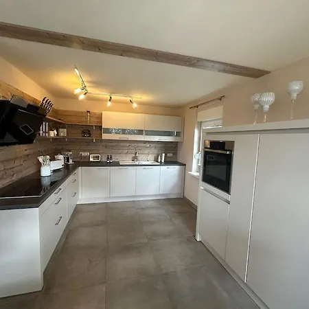 Апартаменты Palais -mehrgehtnicht-maisonette Grossweitzschen