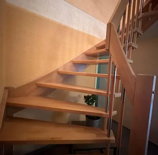 Palais -mehrgehtnicht-maisonette Apartment *