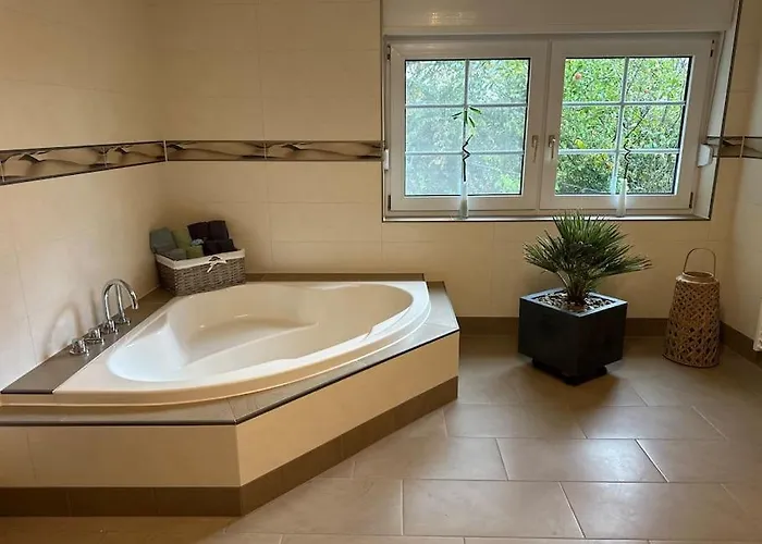 Palais -mehrgehtnicht-maisonette * Grossweitzschen