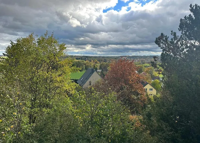 Palais -mehrgehtnicht-maisonette Apartment *