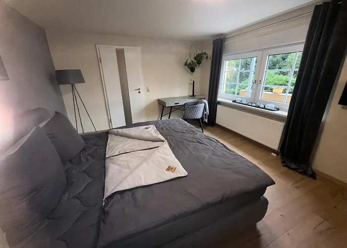 Palais -mehrgehtnicht-maisonette * Grossweitzschen